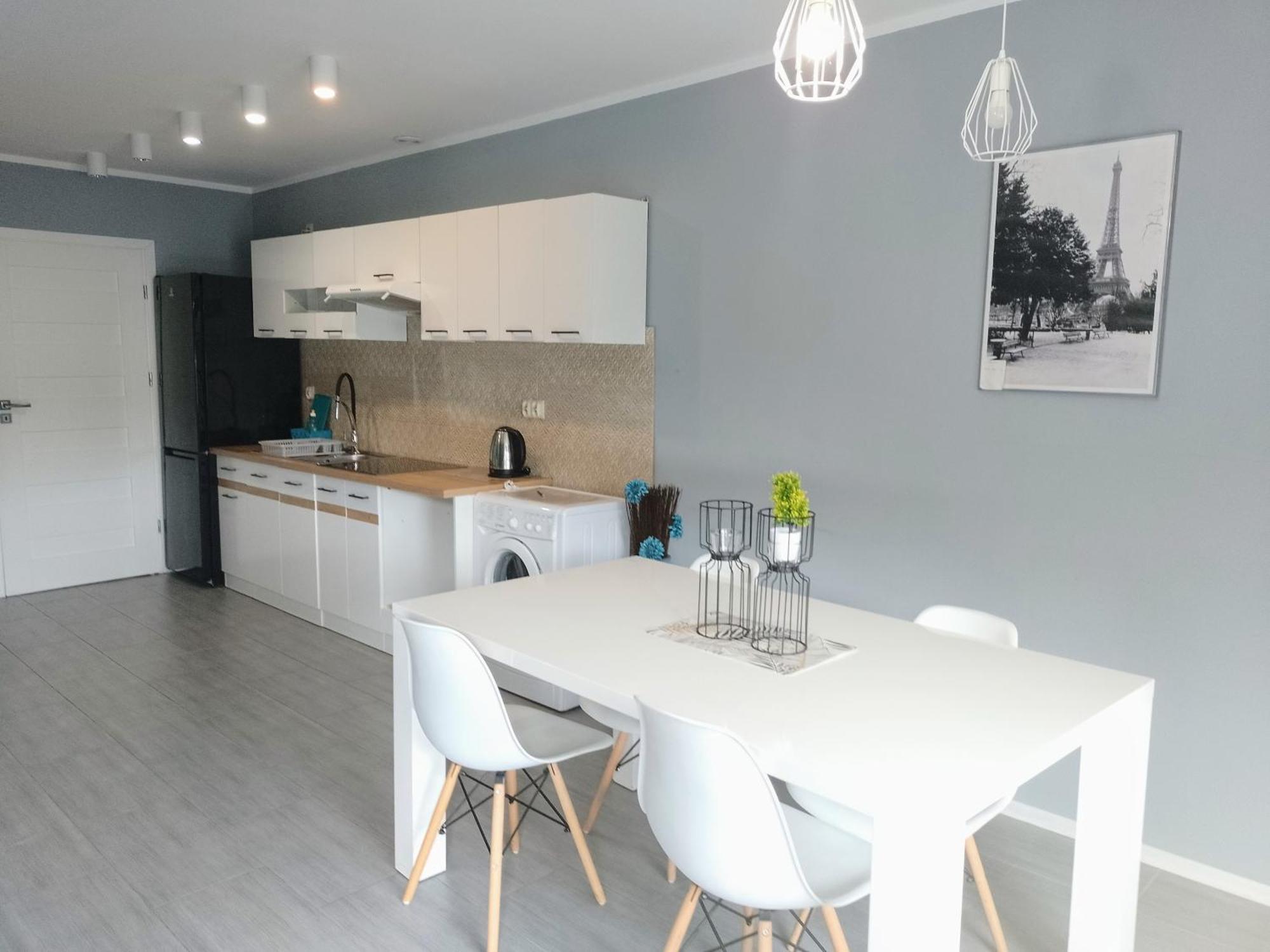 Noclegi Na Heweliusza Sanok Ngoại thất bức ảnh