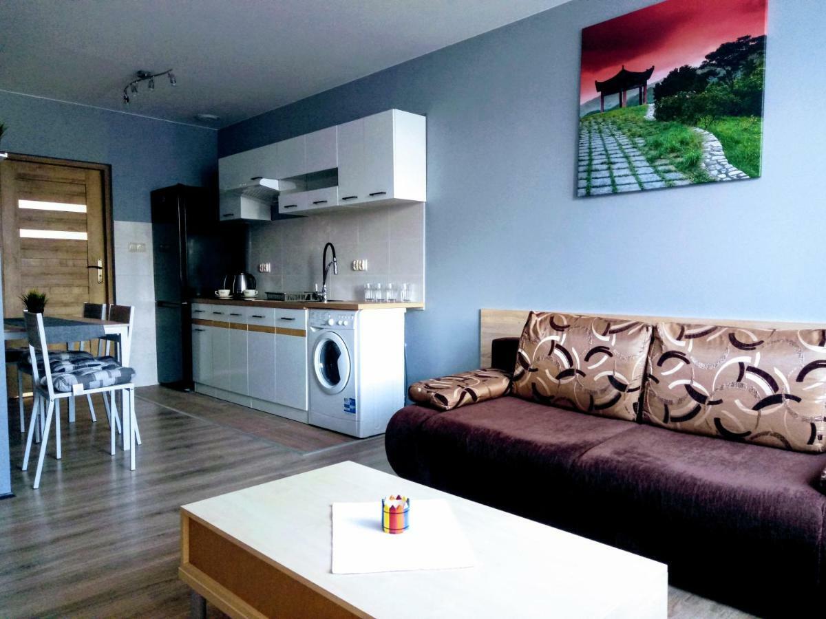 Noclegi Na Heweliusza Sanok Ngoại thất bức ảnh