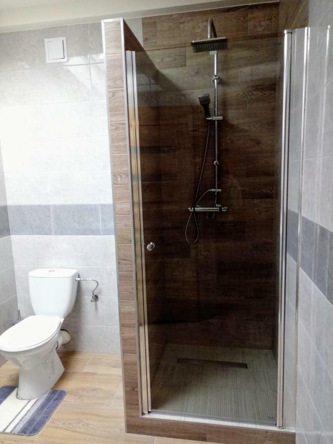 Noclegi Na Heweliusza Sanok Ngoại thất bức ảnh
