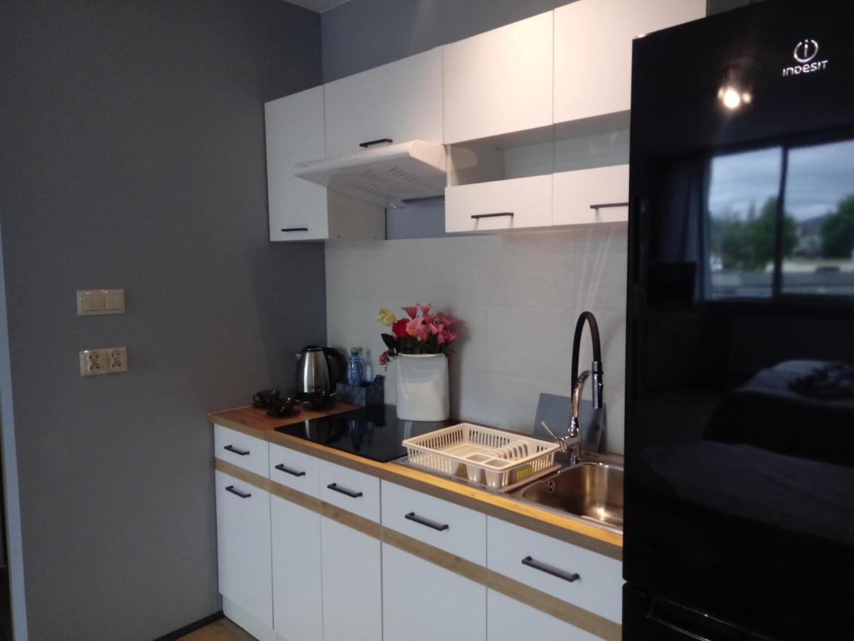 Noclegi Na Heweliusza Sanok Ngoại thất bức ảnh